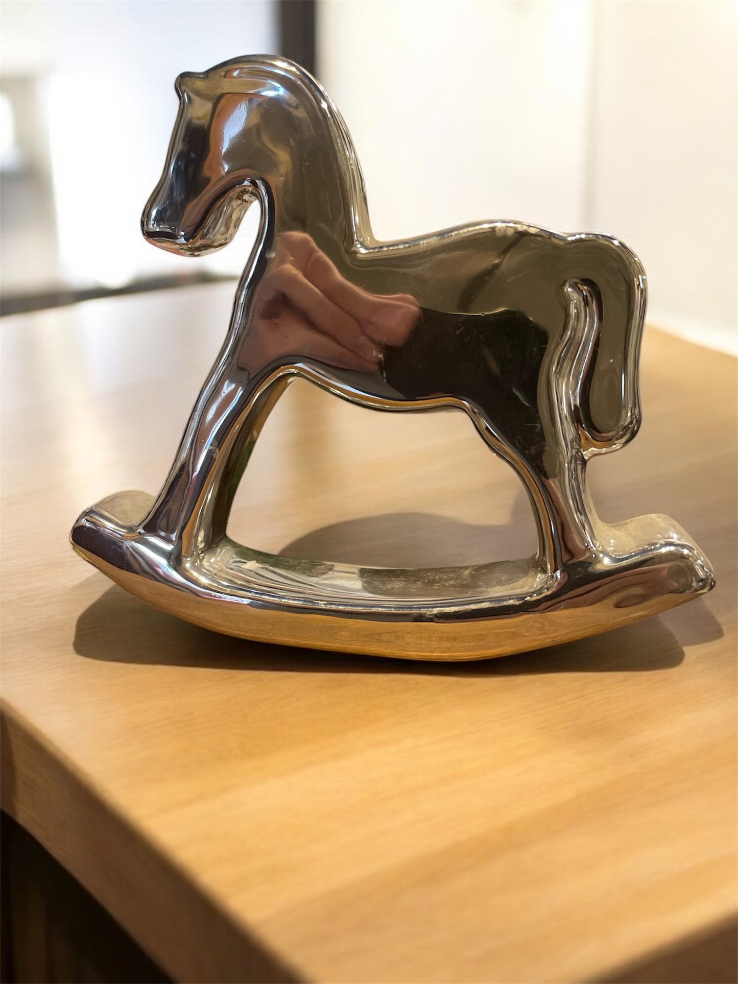 Porcelain horse 14 x 12 cm